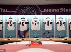 美国男篮巴黎奥运首秀大胜塞尔维亚